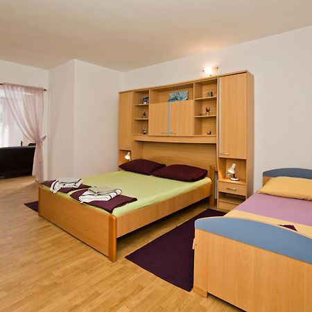 Apartment Rossi Perkov 赫瓦尔 外观 照片