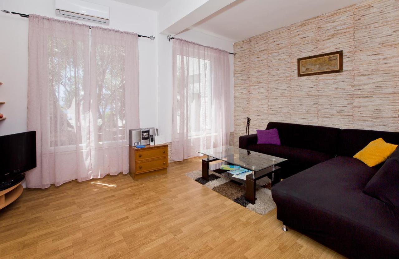 Apartment Rossi Perkov 赫瓦尔 外观 照片